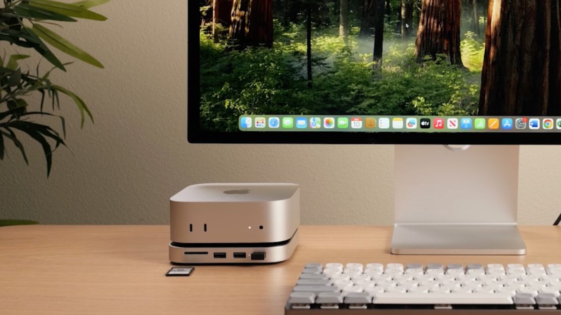 Satechi Mac Mini M4 Stand & Hub.jpg