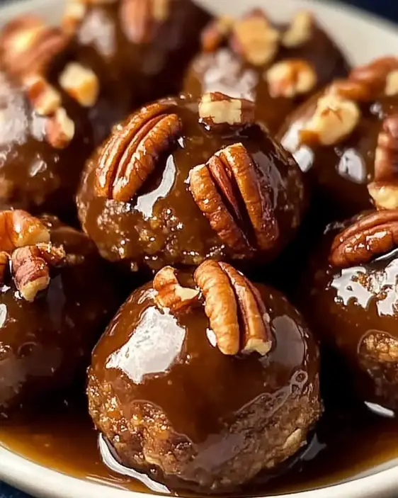 Holiday Pecan Pie Balls